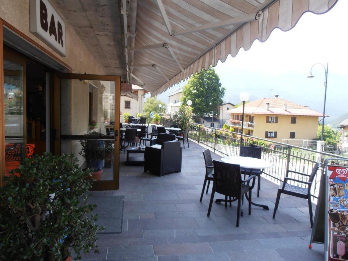 Locanda Ridevert Hotel Tione di Trento Exterior foto