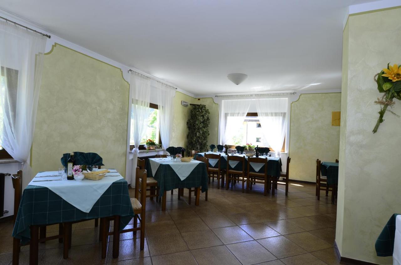 Locanda Ridevert Hotel Tione di Trento Exterior foto