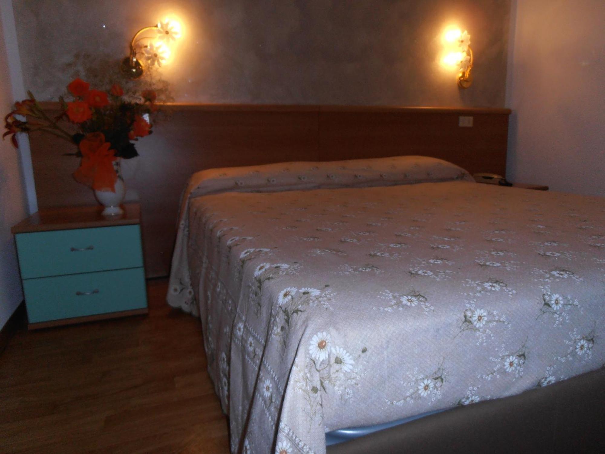 Locanda Ridevert Hotel Tione di Trento Quarto foto